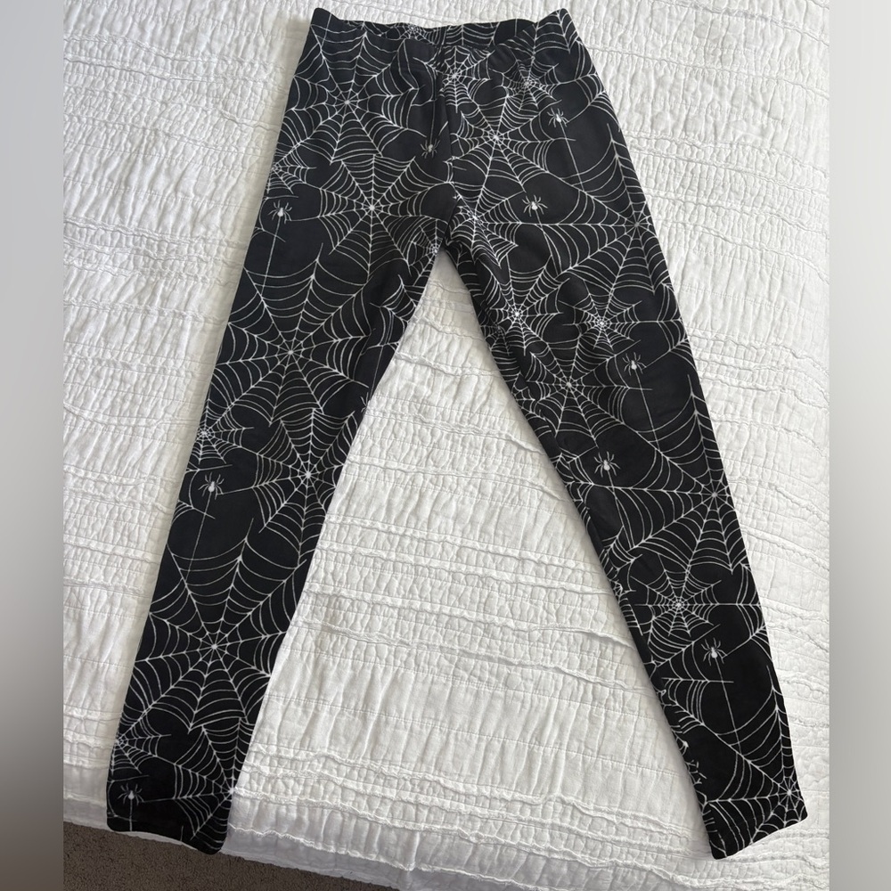 No Boundaries Halloween Leggings